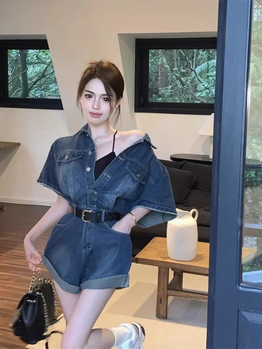 High Waist Denim Overalls Women's Summer Loose Retro Straight Leg Wide Leg orts American Sle Slimming Pants
High Waist Denim Overalls Women's Summer Loose Retro Straight Leg Wide Leg orts American Sle Slimming Pants