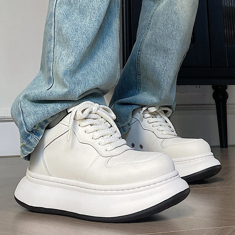 9CM invisible inner height increasing white shoes men's new leather thick soled board shoes Korean version sports dad shoes
9CM invisible inner height increasing white shoes men's new leather thick soled board shoes Korean version sports dad shoes