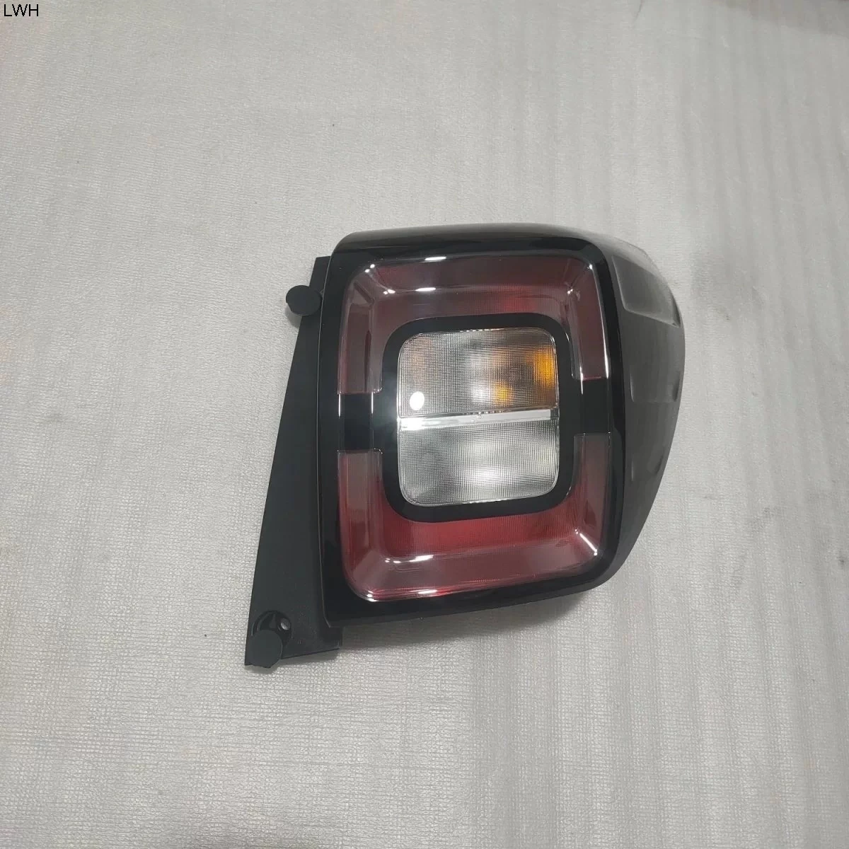 Auto parts High quality Rear Lamp Assembly - Full LED Combination Tail Lights For JAC-Volkswagen SOL E10X
Auto parts High quality Rear Lamp Assembly - Full LED Combination Tail Lights For JAC-Volkswagen SOL E10X