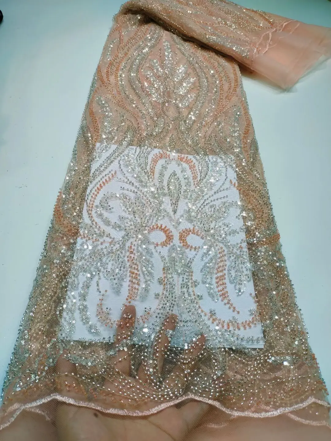 African L-1308331 Beads Laces Fabrics Luxury Nigerian Sequins Mesh Lace Fabric For Party Dress
African L-1308331 Beads Laces Fabrics Luxury Nigerian Sequins Mesh Lace Fabric For Party Dress