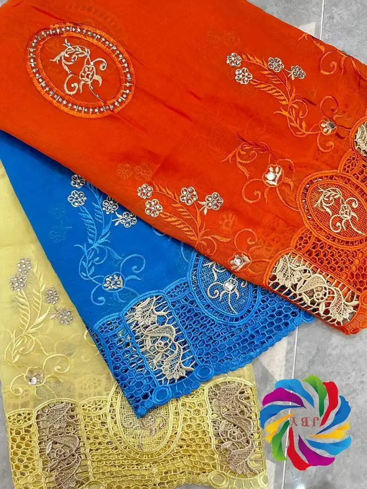 Luxury Scarf High Quality 100% Cotton Dubai African Women Islamic Scarf LOVE pattern Embroidery Chemical Lace Scarf manycolor
Luxury Scarf High Quality 100% Cotton Dubai African Women Islamic Scarf LOVE pattern Embroidery Chemical Lace Scarf manycolor