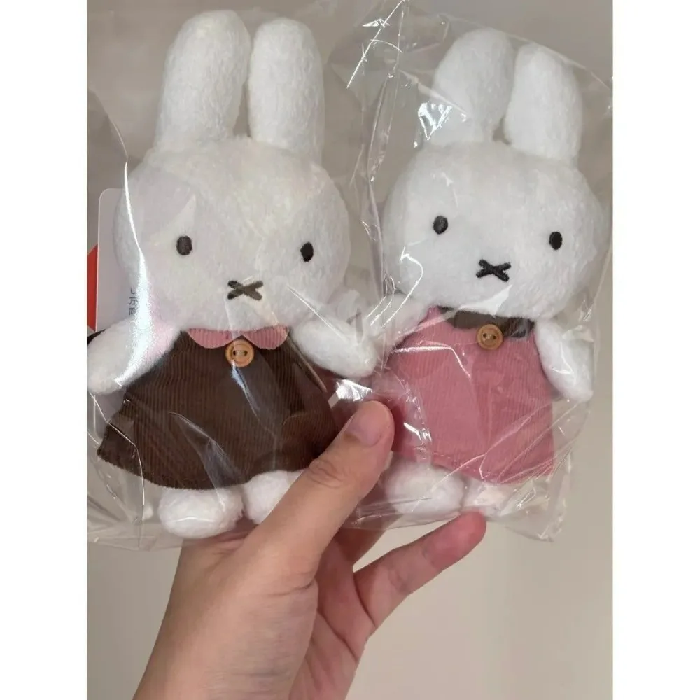 Miffy Cartoon Doll Pendant Cute Decorative Ornament Stylish Bag Hanging Charm Lovely Gift for Students Festival Present Girl Toy
Miffy Cartoon Doll Pendant Cute Decorative Ornament Stylish Bag Hanging Charm Lovely Gift for Students Festival Present Girl Toy