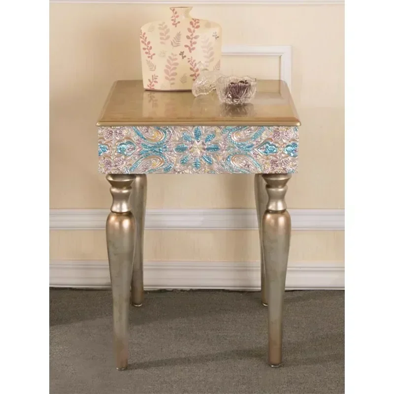 Neoclassical side table Modern Chinese light luxury small coffee table Living room Sofa side table European corner
Neoclassical side table Modern Chinese light luxury small coffee table Living room Sofa side table European corner
