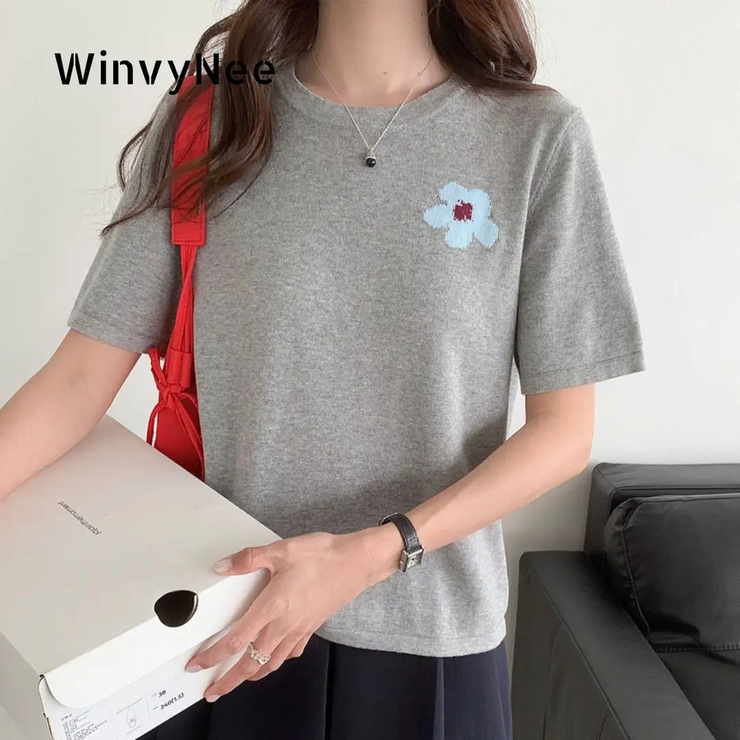 WinvyNee Summer Women Cotton T-shirts Short Half Sleeve Gray Flower Tops Y2k O-Neck Korea Casual Pullovers Basic Tops A1522073
WinvyNee Summer Women Cotton T-shirts Short Half Sleeve Gray Flower Tops Y2k O-Neck Korea Casual Pullovers Basic Tops A1522073