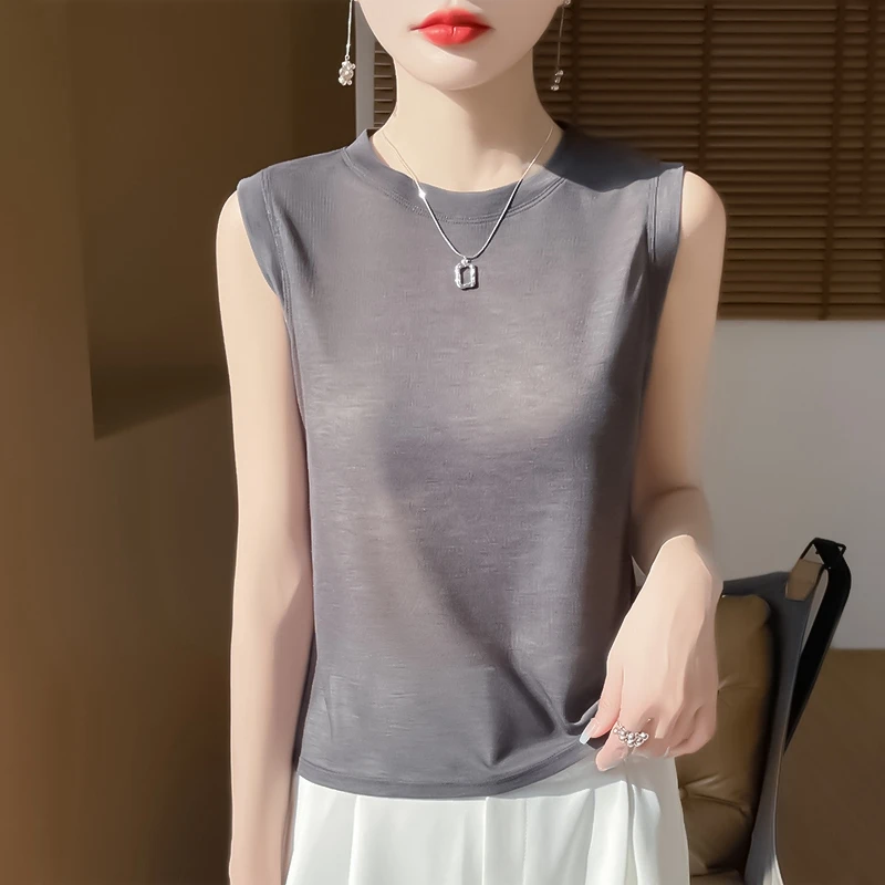 ZOCEPT 2025 Summer New Knitted Sleeveless Tank Top Women's Loose Thin Outer Wear Top Women's O-neck T-shirt Solid Color Casual
ZOCEPT 2025 Summer New Knitted Sleeveless Tank Top Women's Loose Thin Outer Wear Top Women's O-neck T-shirt Solid Color Casual