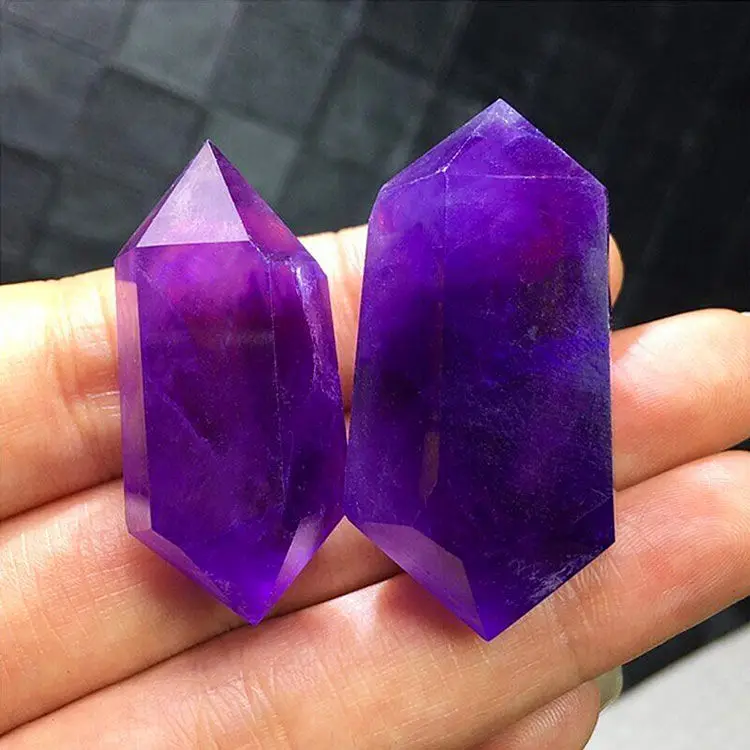 1Pcs Natural Uruguayan Amethyst Double Pointed Hexagonal Prism Crystal Column Home Decoration Stone Crafts Ore Specimen
1Pcs Natural Uruguayan Amethyst Double Pointed Hexagonal Prism Crystal Column Home Decoration Stone Crafts Ore Specimen