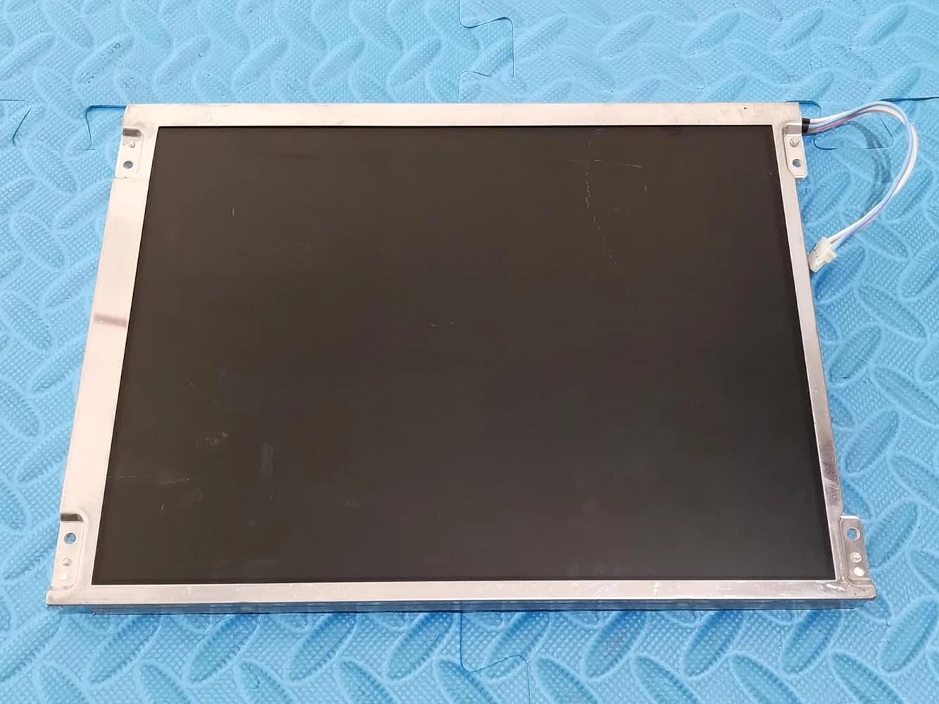 10,4-дюймовый ЖК-дисплей с панелью LTD104C11F
10,4-дюймовый ЖК-дисплей с панелью LTD104C11F