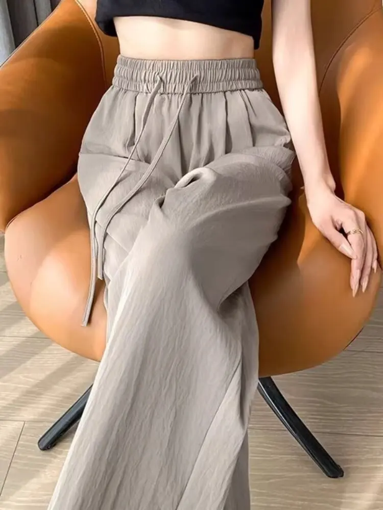 Casual Ice Silk Quick Dry Pleated Yamamoto Pants Women Summer Thin Loose High Waist Drape Design Sense Straight Leg Wide Leg ...
Casual Ice Silk Quick Dry Pleated Yamamoto Pants Women Summer Thin Loose High Waist Drape Design Sense Straight Leg Wide Leg ...