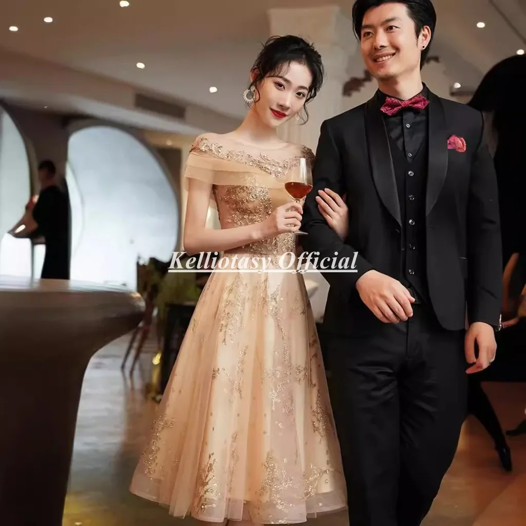 Spring Homecoming Dress For Girls Cap Sleeves Lace Aplliqued Fashion Birthday Party Gown SWS021
Spring Homecoming Dress For Girls Cap Sleeves Lace Aplliqued Fashion Birthday Party Gown SWS021