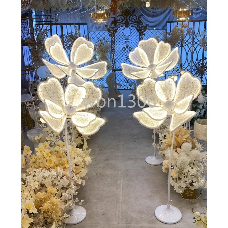 Wedding props luminous butterfly wings pendant ceiling decoration wedding stage ornament
Wedding props luminous butterfly wings pendant ceiling decoration wedding stage ornament