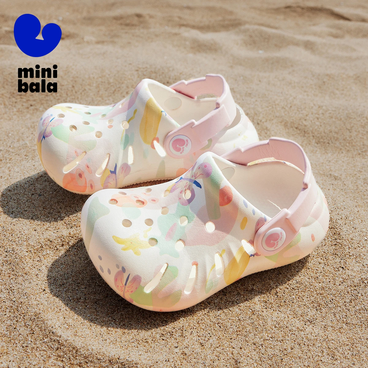 Легкие эластичные прочные нескользящие быстросохнущие сандалии Mini Bala для мальчиков и девочек для игр на открытом воздухе и воде
Легкие эластичные прочные нескользящие быстросохнущие сандалии Mini Bala для мальчиков и девочек для игр на открытом воздухе и воде