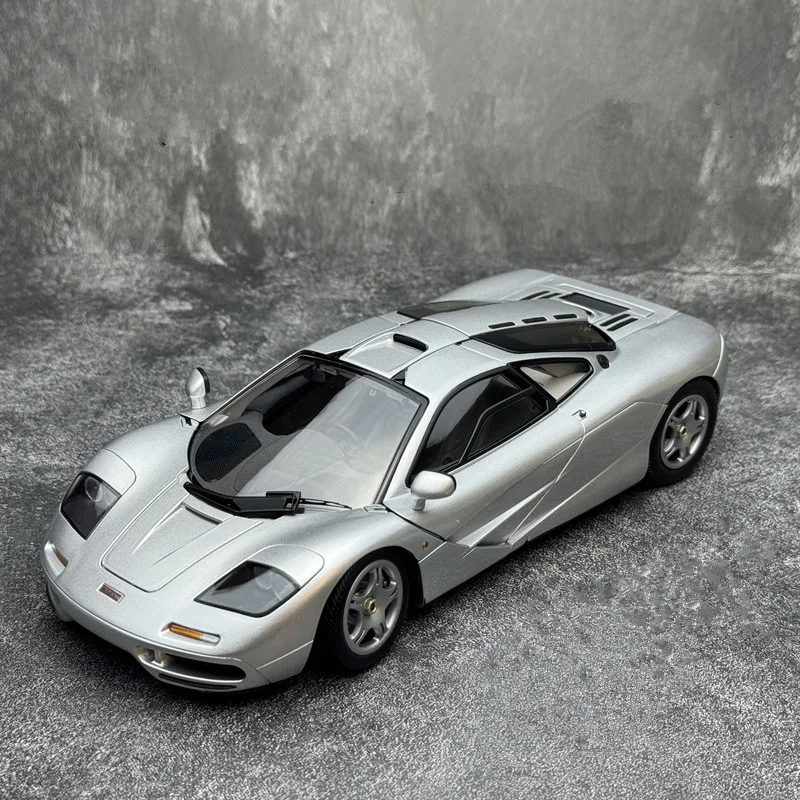 1:36 McLaren F1 1933 Alloy Sports Car Model Diecast Metal Racing Car Vehicles Model High Simulation Collection Children Toy Gift
1:36 McLaren F1 1933 Alloy Sports Car Model Diecast Metal Racing Car Vehicles Model High Simulation Collection Children Toy Gift