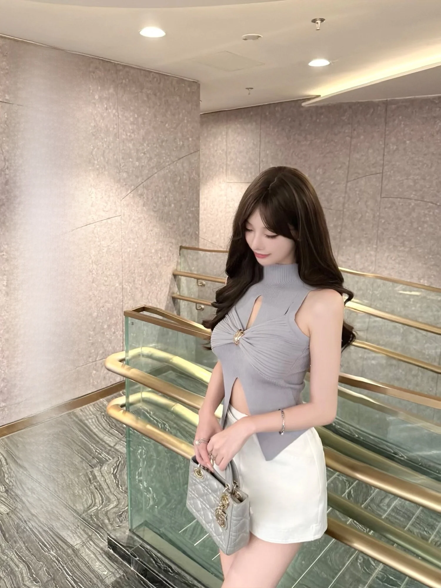 Вязаный топ CCZEE Ele Aesthetic с открытыми плечами, плиссированный, с разрезом, для женщин, золотисто-синий, с вырезами, летняя одежда
Вязаный топ CCZEE Ele Aesthetic с открытыми плечами, плиссированный, с разрезом, для женщин, золотисто-синий, с вырезами, летняя одежда