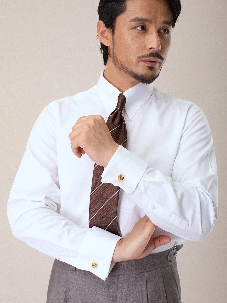 Cultum Men's Dr irt Ear Collar arp Point White Cotton Long Sve Busin Casual Faionable Autumn Spring Season
Cultum Men's Dr irt Ear Collar arp Point White Cotton Long Sve Busin Casual Faionable Autumn Spring Season