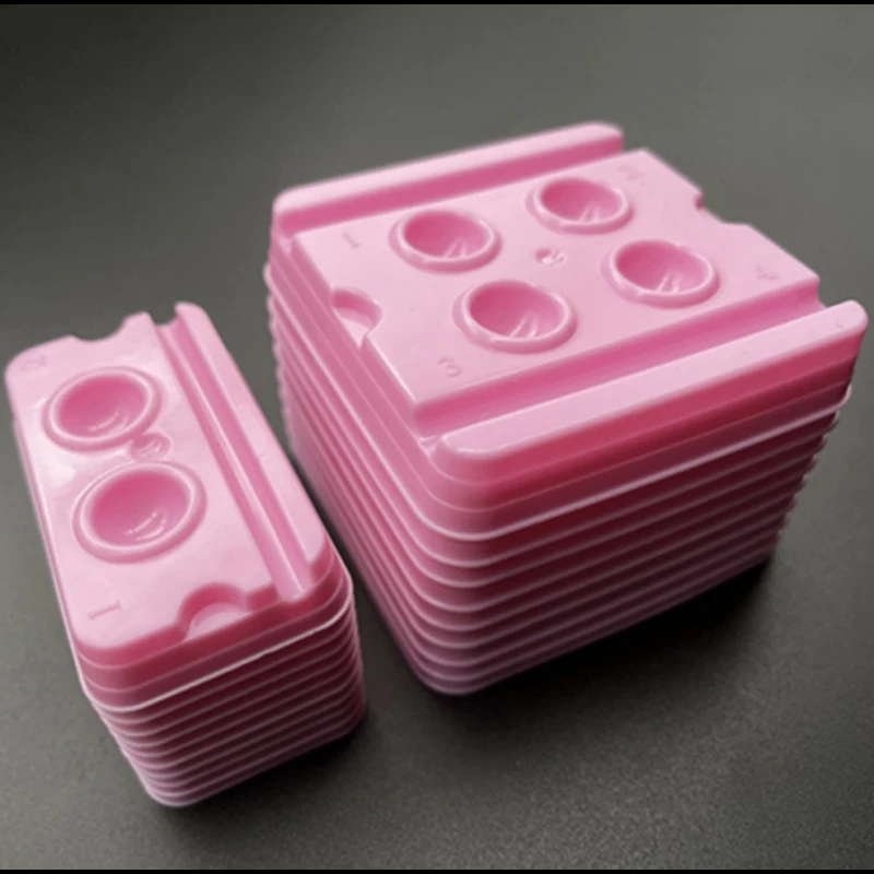 100Pcs Dental Mixing Wells 2/4 Holes Disposable Plastic Resin Adhesive Bonding Mix Tray Palette Pink White
100Pcs Dental Mixing Wells 2/4 Holes Disposable Plastic Resin Adhesive Bonding Mix Tray Palette Pink White