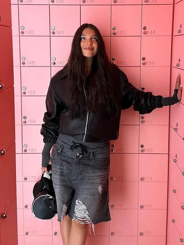 Women Chic Long Sleeve With Pocket Jacket Casual Zipper Lapel Collar Solid Short Coat 2024 Autumn Lady New Motorcycle Outerwear
Women Chic Long Sleeve With Pocket Jacket Casual Zipper Lapel Collar Solid Short Coat 2024 Autumn Lady New Motorcycle Outerwear