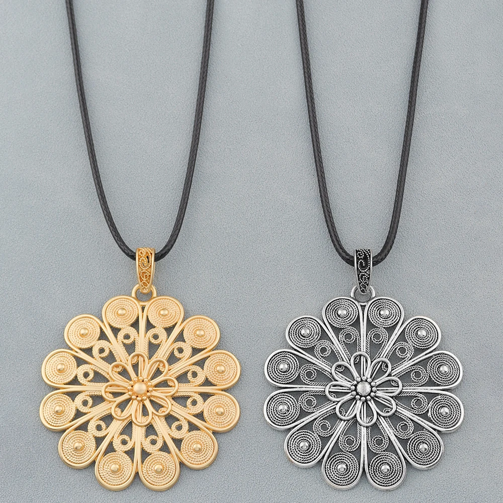 1pc Boho Large Spiral Swirl Vortex Design Flower Long Wax Chain Necklace Jewelry Accessories For Women Daily Wear
1pc Boho Large Spiral Swirl Vortex Design Flower Long Wax Chain Necklace Jewelry Accessories For Women Daily Wear