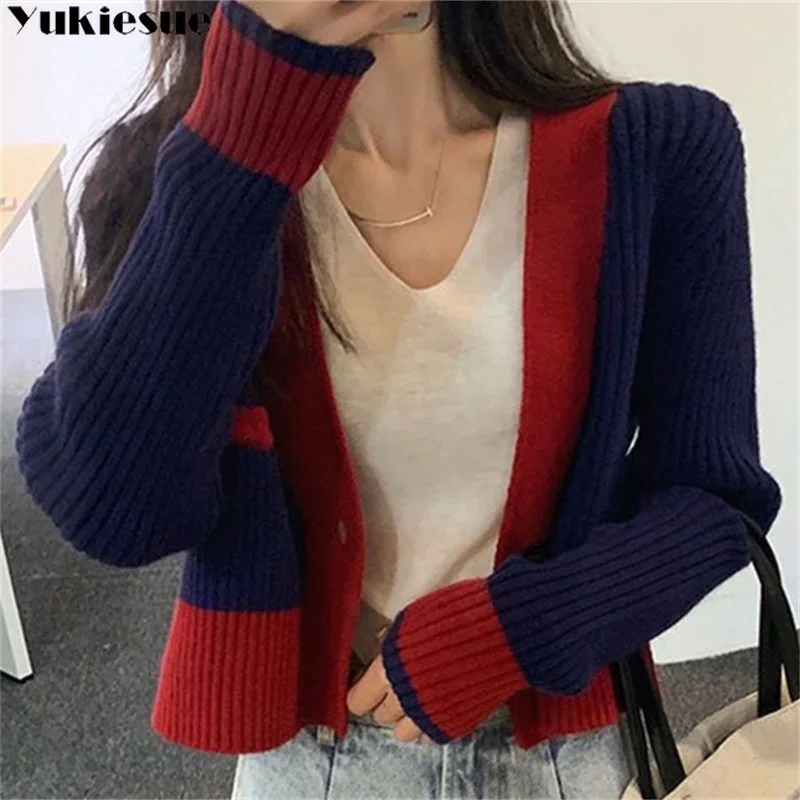 Women V Neck Button Patchwork Versatile Short Top 2023 Autumn Winter Korean Edition Cardigan Knit Sweater Fashion Elegant Lady
Women V Neck Button Patchwork Versatile Short Top 2023 Autumn Winter Korean Edition Cardigan Knit Sweater Fashion Elegant Lady