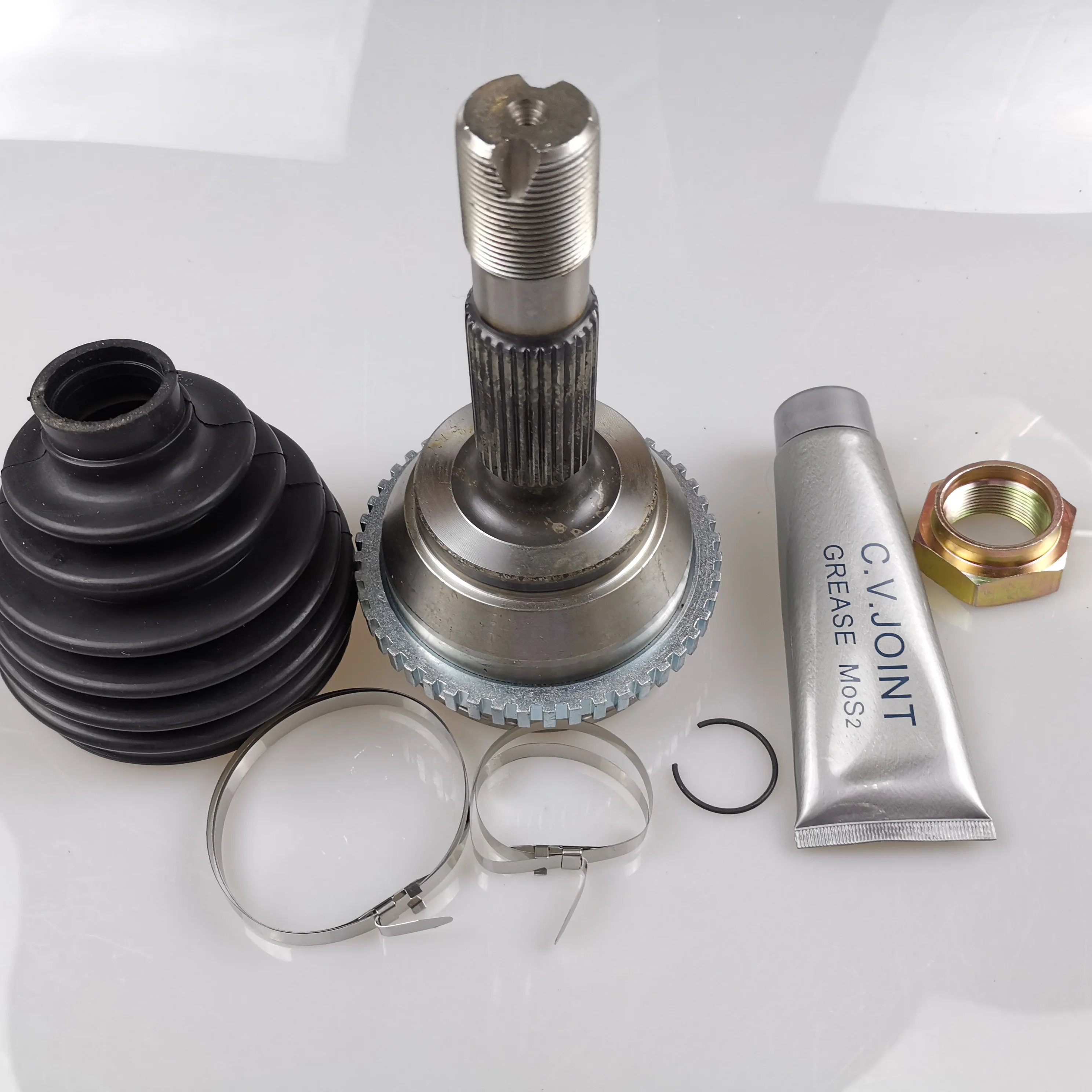 SAIC MAXUS V80 Constant Velocity Universal Joint Repair Kit C00013504
SAIC MAXUS V80 Constant Velocity Universal Joint Repair Kit C00013504