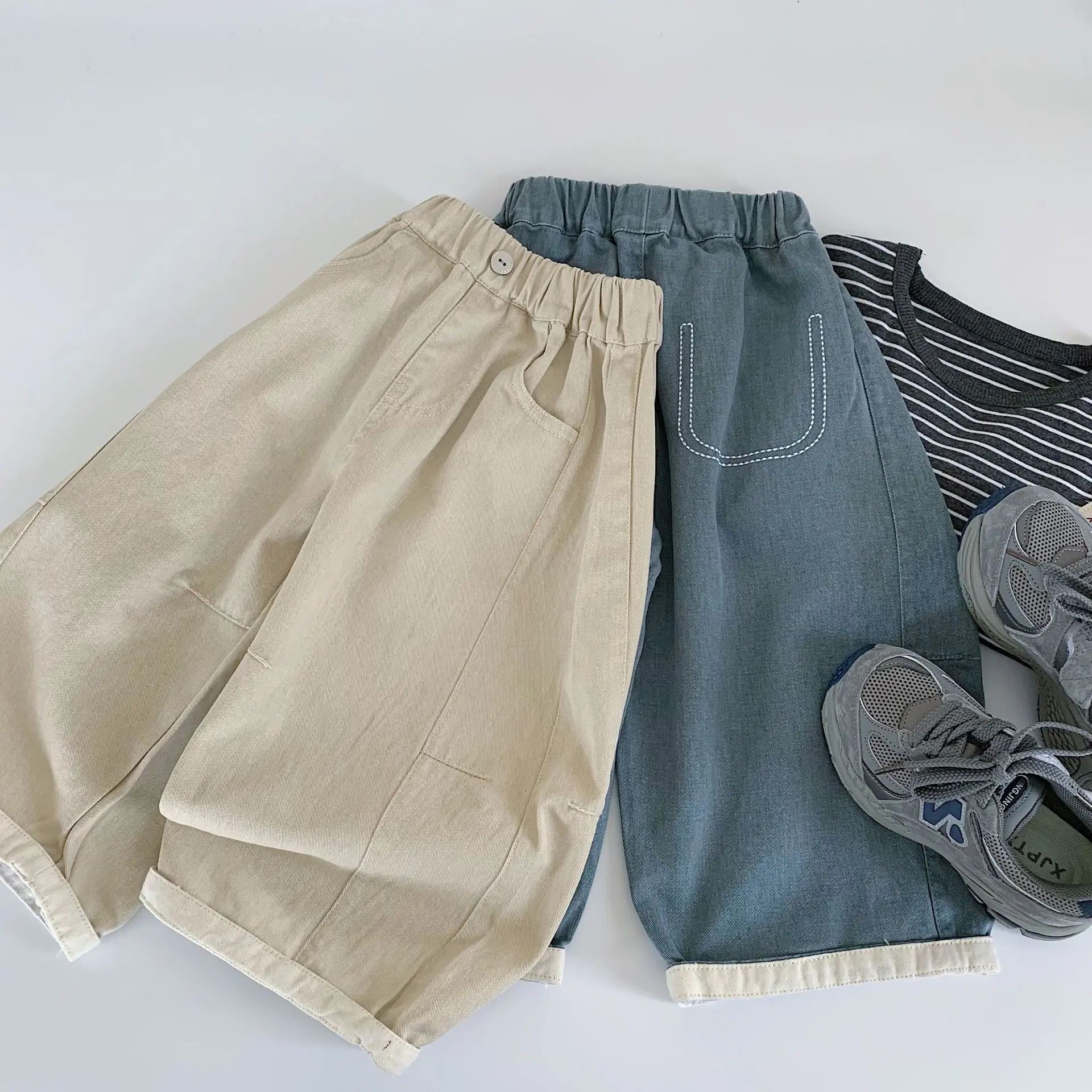 Childrens Pants 2026 Spring New Korean Version Solid Color Simple Loose Casual Wide Leg Pants Fashionable Daily Style
Childrens Pants 2026 Spring New Korean Version Solid Color Simple Loose Casual Wide Leg Pants Fashionable Daily Style
