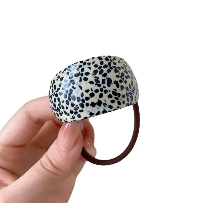 Women's Hair Ties Elegant Ponytail Rubber Band Stylish Adult Hair Ties For Cute Girl Coffee Color Simple High-end Feel Wholesale
Women's Hair Ties Elegant Ponytail Rubber Band Stylish Adult Hair Ties For Cute Girl Coffee Color Simple High-end Feel Wholesale