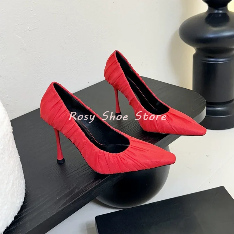 2025 New Style Sexy Silk Pleated Design Shallow Mouth Pumps Novel Small Square Toe Slip On Stilettos Luxury Banquet Dress Pumps
2025 New Style Sexy Silk Pleated Design Shallow Mouth Pumps Novel Small Square Toe Slip On Stilettos Luxury Banquet Dress Pumps
