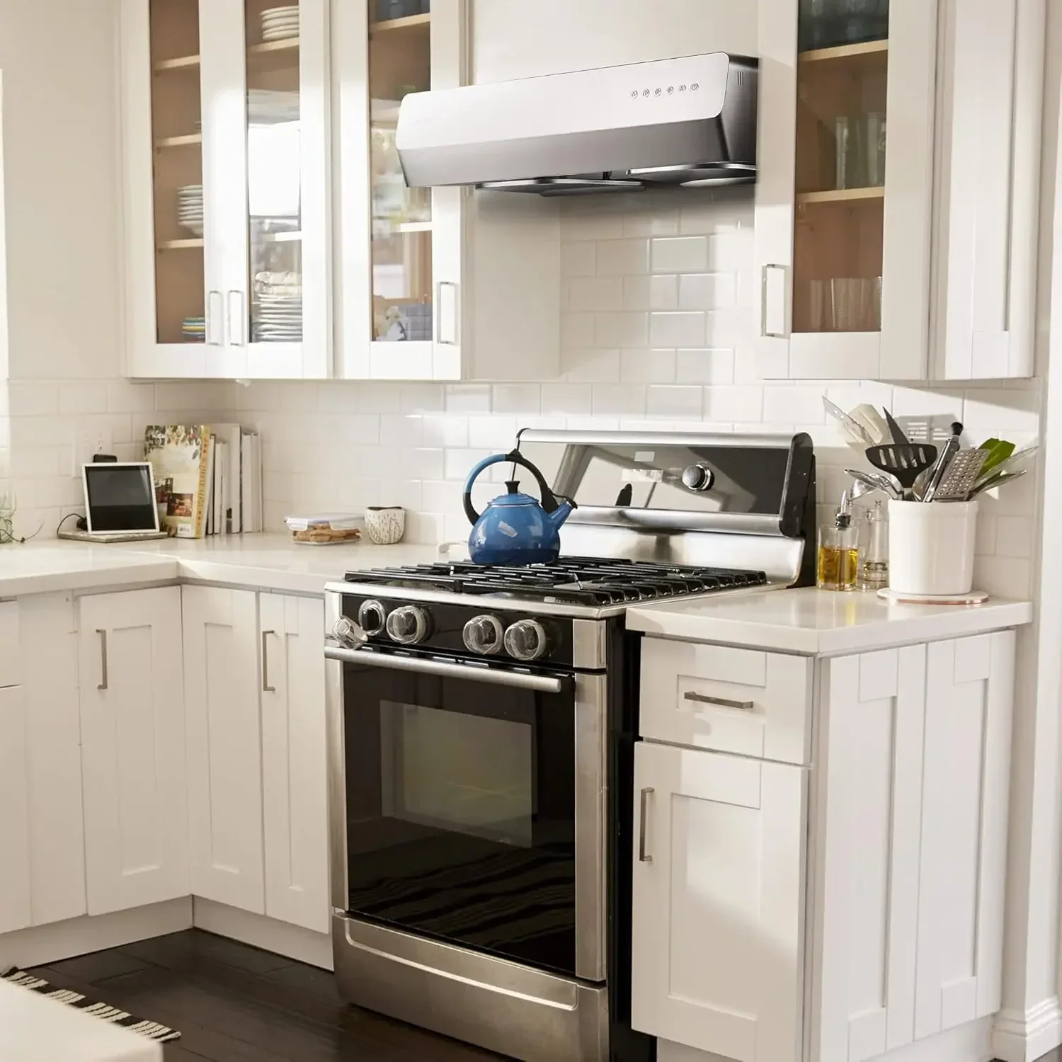 FOTILE Pixie Air UQS3001 30” Stainless Steel Under Cabinet Range Hood, 800 EQUIV. CFM Kitchen Over Stove Exhaust Vent with LED
FOTILE Pixie Air UQS3001 30” Stainless Steel Under Cabinet Range Hood, 800 EQUIV. CFM Kitchen Over Stove Exhaust Vent with LED