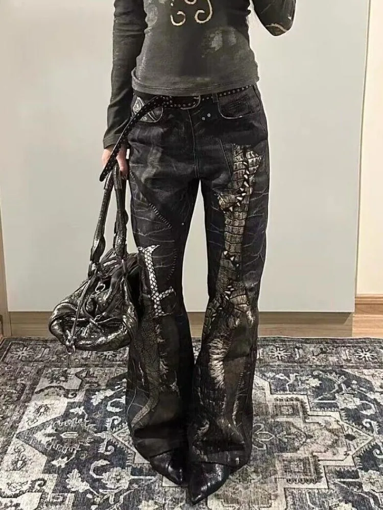 2025 New Retro Python Print Straight Jeans Women Y2K Fashion Street Hot Girls Loose Harajuku Casual High Waisted Wide Leg Jeans
2025 New Retro Python Print Straight Jeans Women Y2K Fashion Street Hot Girls Loose Harajuku Casual High Waisted Wide Leg Jeans