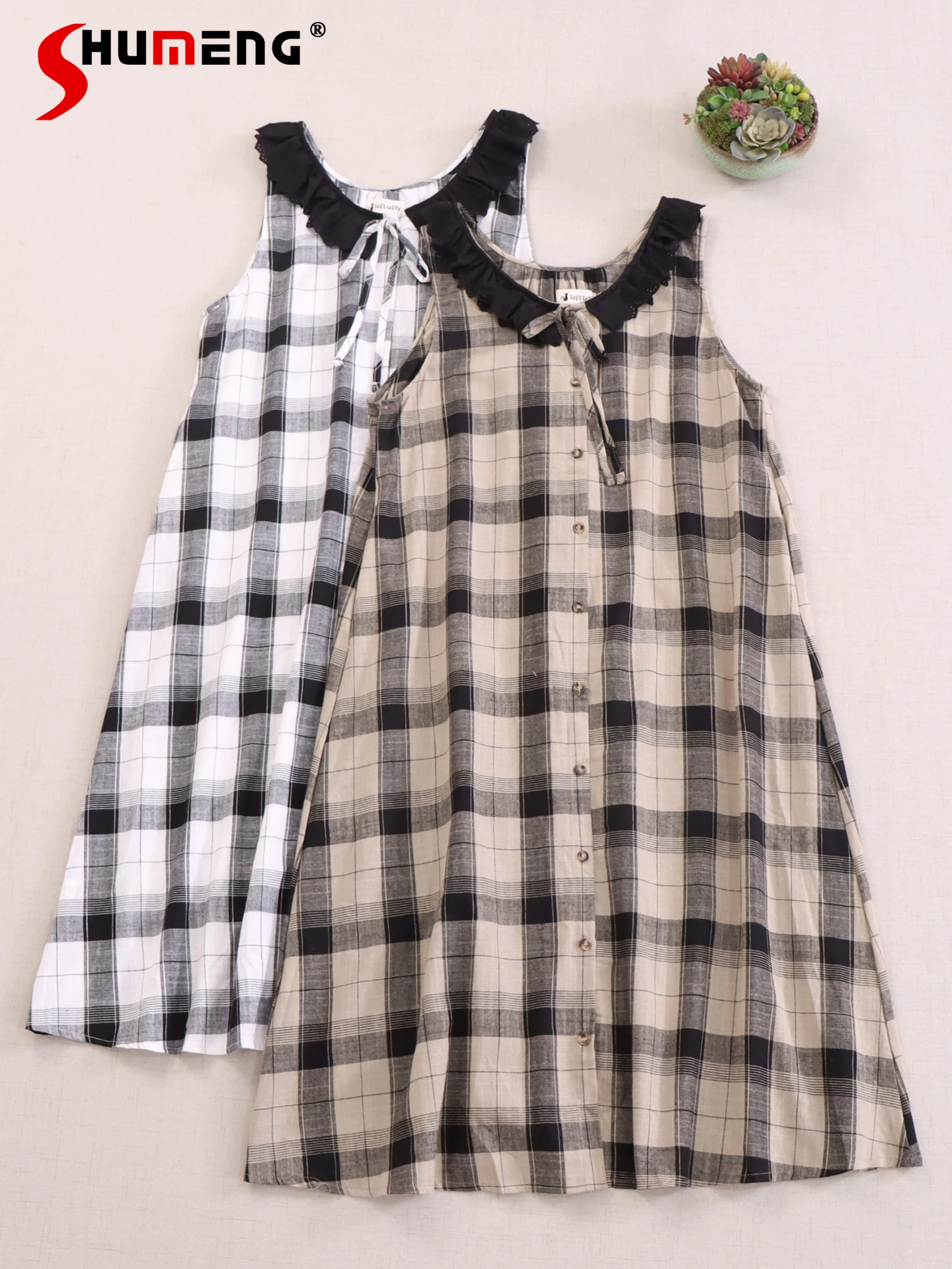 Japanese Sweet Retro Lace-up Bow Doll Collar Sleeveless Plaid Dress Single-breasted Loose Waist All-matched Dresses Women Summer
Japanese Sweet Retro Lace-up Bow Doll Collar Sleeveless Plaid Dress Single-breasted Loose Waist All-matched Dresses Women Summer