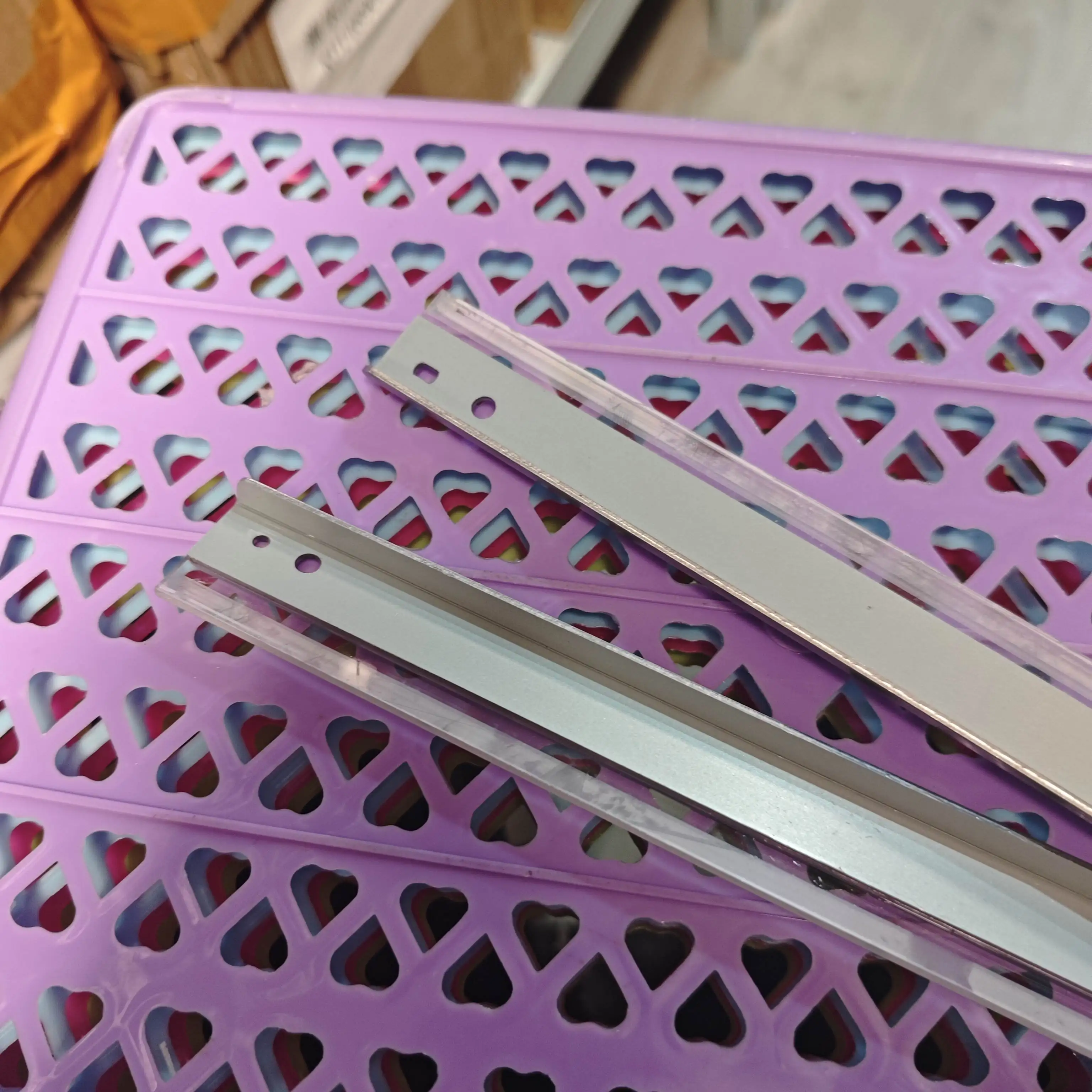 5pcs AD04-1114 AF1022 Drum Cleaning Blade for Ricoh Aficio 1022 1027 2022 2027 MP2352 MP2510 MP2550 MP2851 MP2852 MP3350 MP2553
5pcs AD04-1114 AF1022 Drum Cleaning Blade for Ricoh Aficio 1022 1027 2022 2027 MP2352 MP2510 MP2550 MP2851 MP2852 MP3350 MP2553