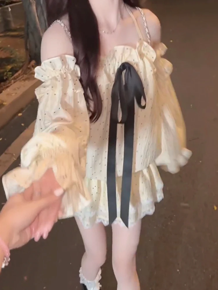 Комплект утягивающей юбки, женский комплект ранней осени 2024, новый топ в горошек на одно плечо, юбка длиной до пола, комплект из двух предметов
Комплект утягивающей юбки, женский комплект ранней осени 2024, новый топ в горошек на одно плечо, юбка длиной до пола, комплект из двух предметов