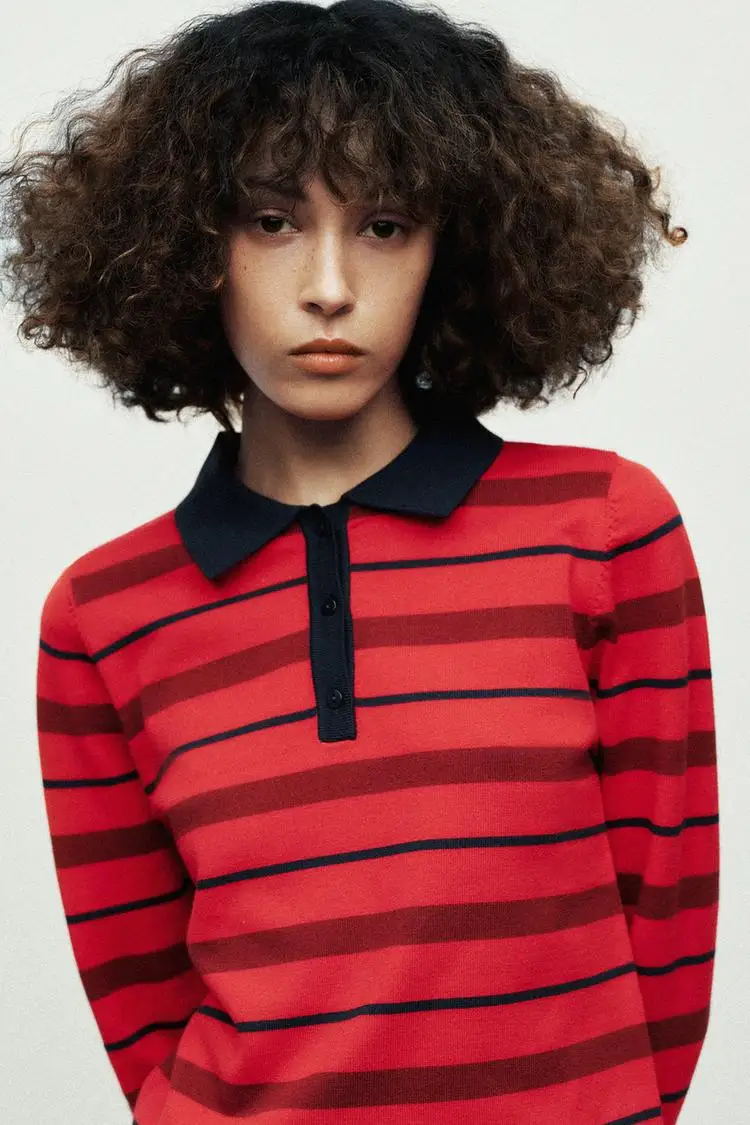 YY2634 25 Spring New Product Women's Retro Stripe Contrast POLO Shirt Collar Long Sleeve Minimally Knitted Sweater 5536018
YY2634 25 Spring New Product Women's Retro Stripe Contrast POLO Shirt Collar Long Sleeve Minimally Knitted Sweater 5536018