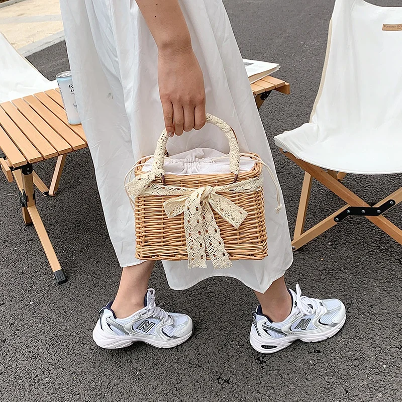 Pearl Bag Women's New Handmade Woven Bag Mesh Red Crossbody Bag Vine Woven Bag Versatile Gift Handbag
Pearl Bag Women's New Handmade Woven Bag Mesh Red Crossbody Bag Vine Woven Bag Versatile Gift Handbag