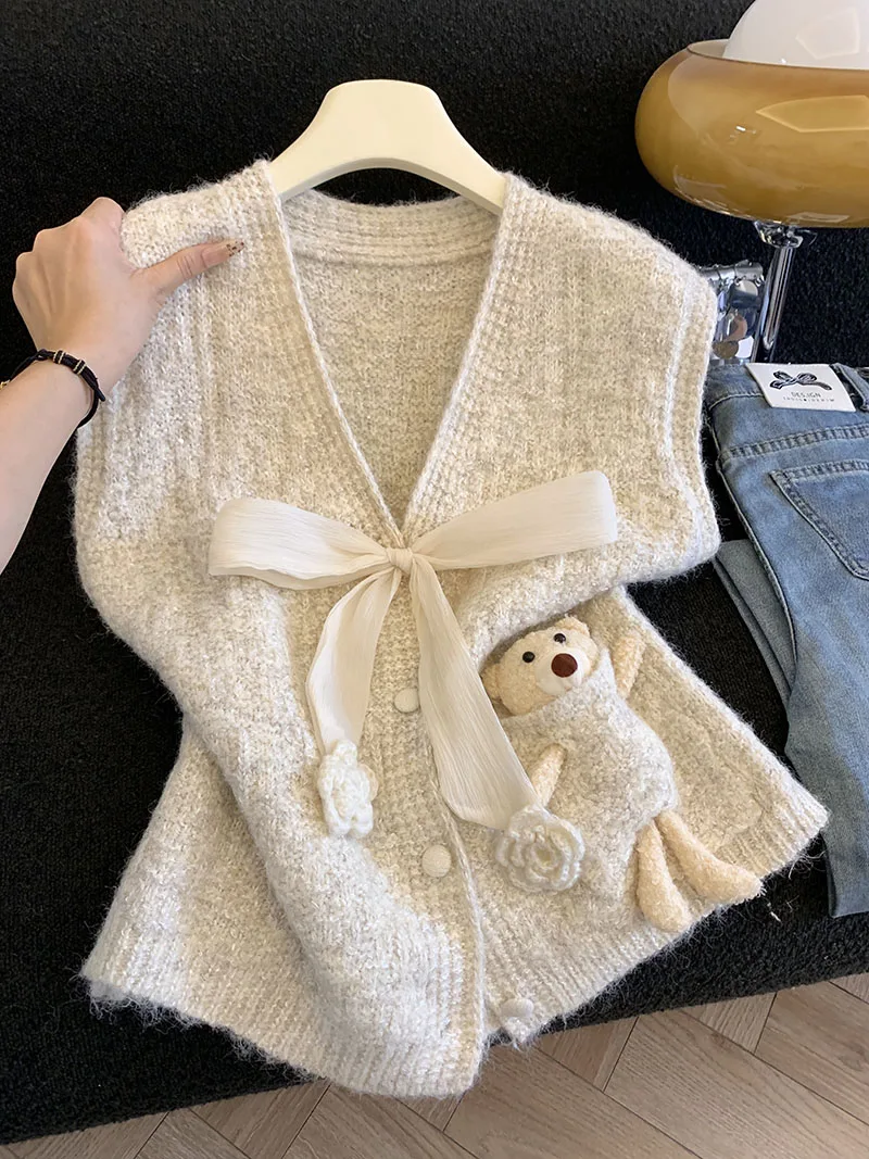Bow Knit Vest for Women in Autumn and Winter, Sleeveless Vest with Camshoulders, Sweater, Cardigan, Top with Doll
Bow Knit Vest for Women in Autumn and Winter, Sleeveless Vest with Camshoulders, Sweater, Cardigan, Top with Doll