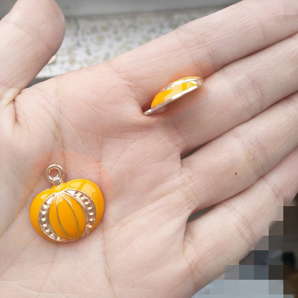 Charms Hallowmas Pendants Enamel Gold Pumpkins 10pcs Metal DIY Fashion Accessories Jewelery Handcrafts Bracelets Dangles Supplie
Charms Hallowmas Pendants Enamel Gold Pumpkins 10pcs Metal DIY Fashion Accessories Jewelery Handcrafts Bracelets Dangles Supplie