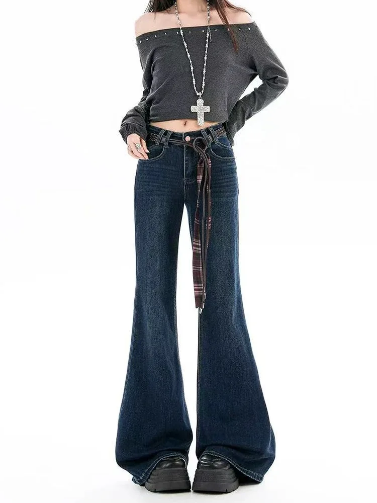 Belted Flared Jeans Women Fall 2025 American Vintage High Waist Wide Leg Trousers Slim Fit Versatile Denim Pants
Belted Flared Jeans Women Fall 2025 American Vintage High Waist Wide Leg Trousers Slim Fit Versatile Denim Pants