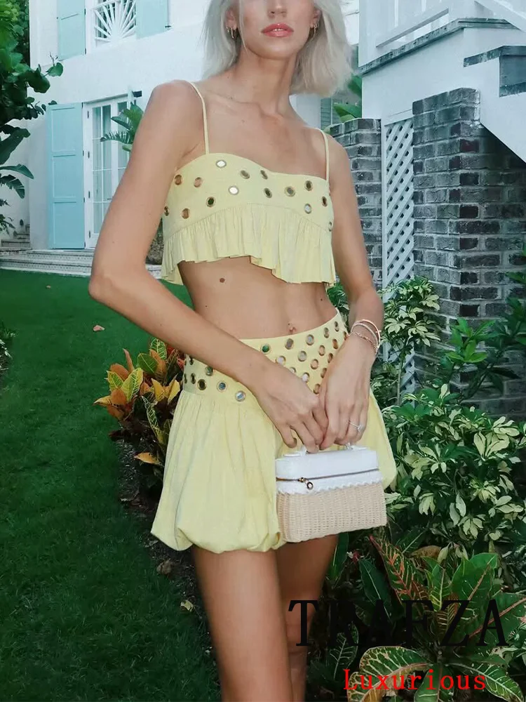 TRAFZA Sexy Hotsweet Chic Women Suit Sequins Short Tube Top Ruffles Mini Skirt New 2025 Fashion Summer Beach Party Vacation Set
TRAFZA Sexy Hotsweet Chic Women Suit Sequins Short Tube Top Ruffles Mini Skirt New 2025 Fashion Summer Beach Party Vacation Set