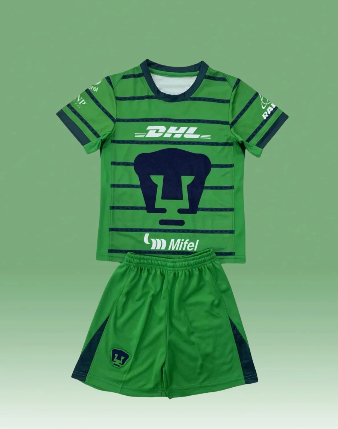 Summer Men's Football Shirt Set T-shirt Shorts Fashion Sports Fitness Clothing Men's and Children's Training Casual Street Wear
Summer Men's Football Shirt Set T-shirt Shorts Fashion Sports Fitness Clothing Men's and Children's Training Casual Street Wear