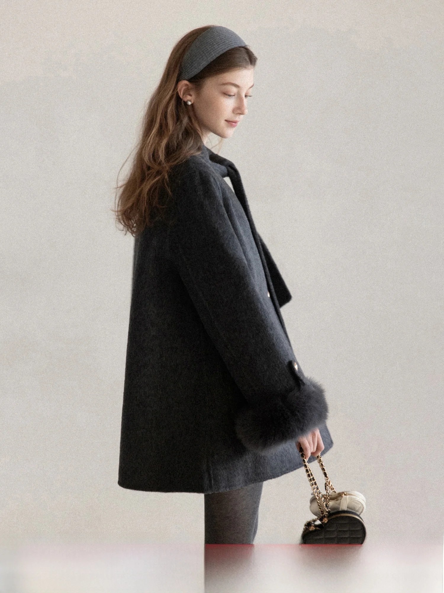 French Knot Grey Woolen Coat Women's Winter Fleece Lined Warm Coat Casual Straight Hem High Waist Long Sleeve Coat
French Knot Grey Woolen Coat Women's Winter Fleece Lined Warm Coat Casual Straight Hem High Waist Long Sleeve Coat