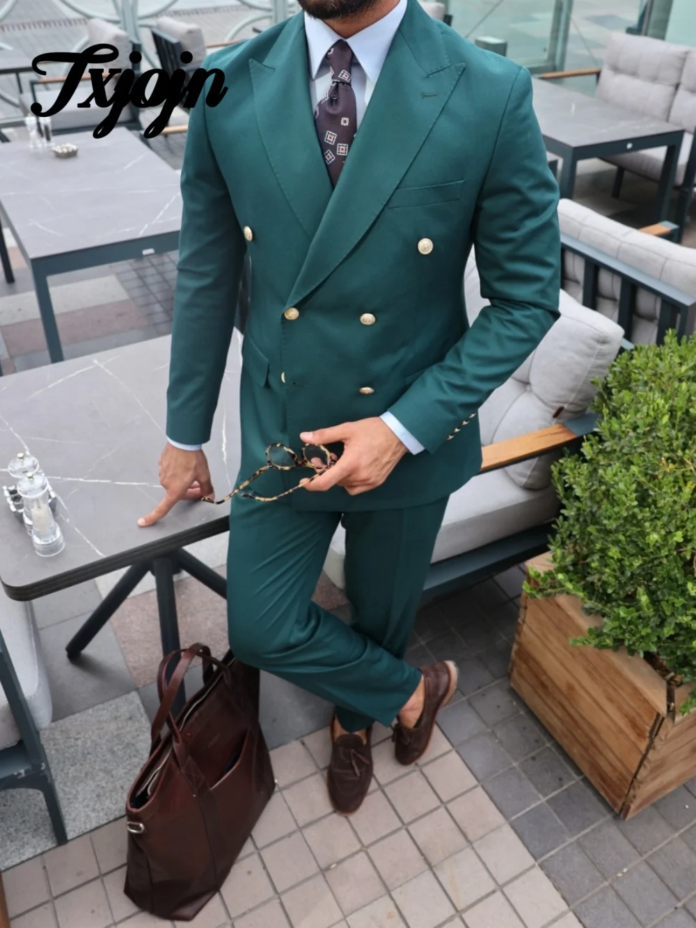 Popular Double Breasted Men Suit Set 2PCS 2025 Classic Peak Lapel Men Suit For Best Man Formal Solid Color Suit Trajes For Hombr
Popular Double Breasted Men Suit Set 2PCS 2025 Classic Peak Lapel Men Suit For Best Man Formal Solid Color Suit Trajes For Hombr