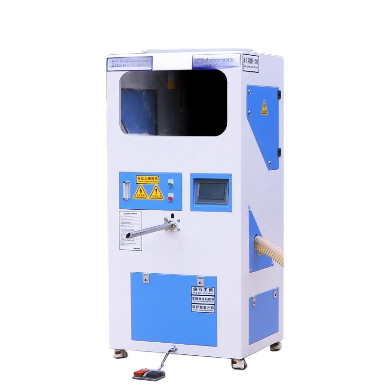 Computer quantitative filling machine, one person can easily charge 50 bed down sleeping bags, small size, low noise
Computer quantitative filling machine, one person can easily charge 50 bed down sleeping bags, small size, low noise