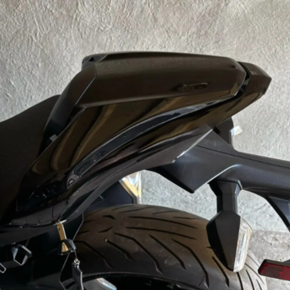 For Kawasaki Z900 SE Z900 ABS Z900 2017-2019 2020 2021 2022 2023 Plastic Rear Pillion Passenger Seat Cowl Motorcycle Accessories
For Kawasaki Z900 SE Z900 ABS Z900 2017-2019 2020 2021 2022 2023 Plastic Rear Pillion Passenger Seat Cowl Motorcycle Accessories
