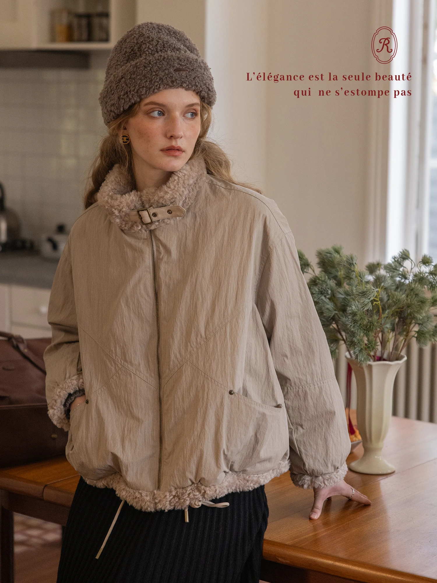 Женская укороченная парка Evening Paris 90 из гусиного пуха, винтажная, свободного кроя, с меховой отделкой, теплая, с раздельным силуэтом, в стиле Barn Sle
Женская укороченная парка Evening Paris 90 из гусиного пуха, винтажная, свободного кроя, с меховой отделкой, теплая, с раздельным силуэтом, в стиле Barn Sle