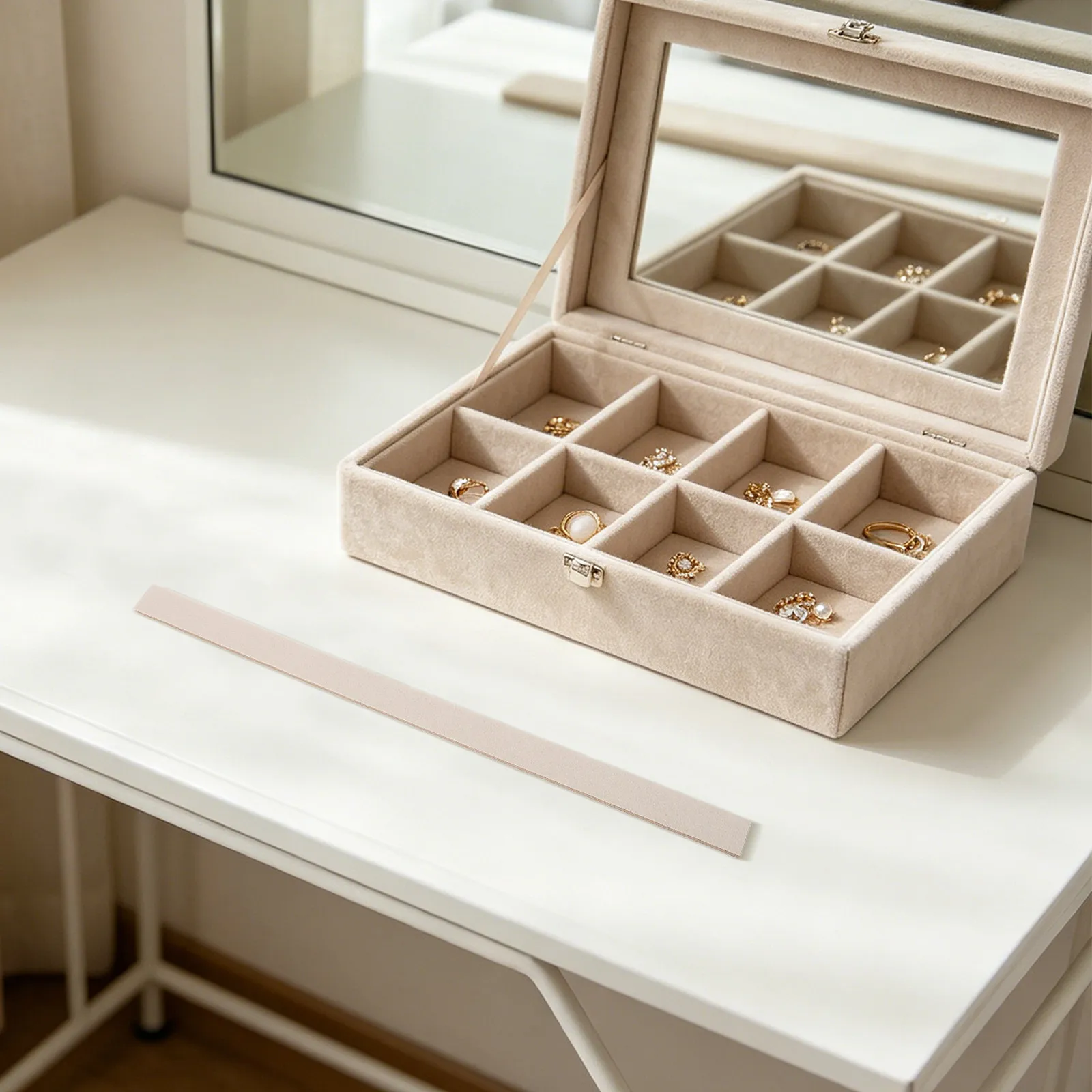 8Pcs Jewelry Box Dividers Cuttable Beige Jewelry Tray Insert Strips Drawer Organizer Separators for Rings Earrings Necklace
8Pcs Jewelry Box Dividers Cuttable Beige Jewelry Tray Insert Strips Drawer Organizer Separators for Rings Earrings Necklace