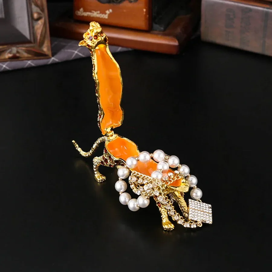 CLL Leopard Jewelry Box Creative Leopard Home Ornament Living Room Tabletop Flip Ring Earrings Storage
CLL Leopard Jewelry Box Creative Leopard Home Ornament Living Room Tabletop Flip Ring Earrings Storage