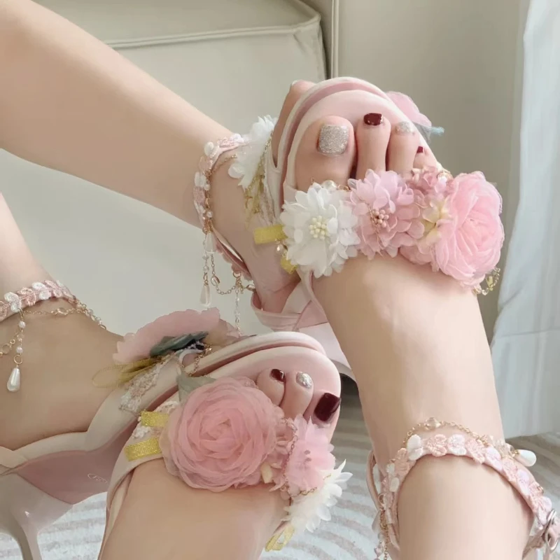 Japanese Original Summer New Sweet Gentle Wind Lolita Bow Rose High Heels Ladies Cla Series Flower Wedding Sandals for Women
Japanese Original Summer New Sweet Gentle Wind Lolita Bow Rose High Heels Ladies Cla Series Flower Wedding Sandals for Women