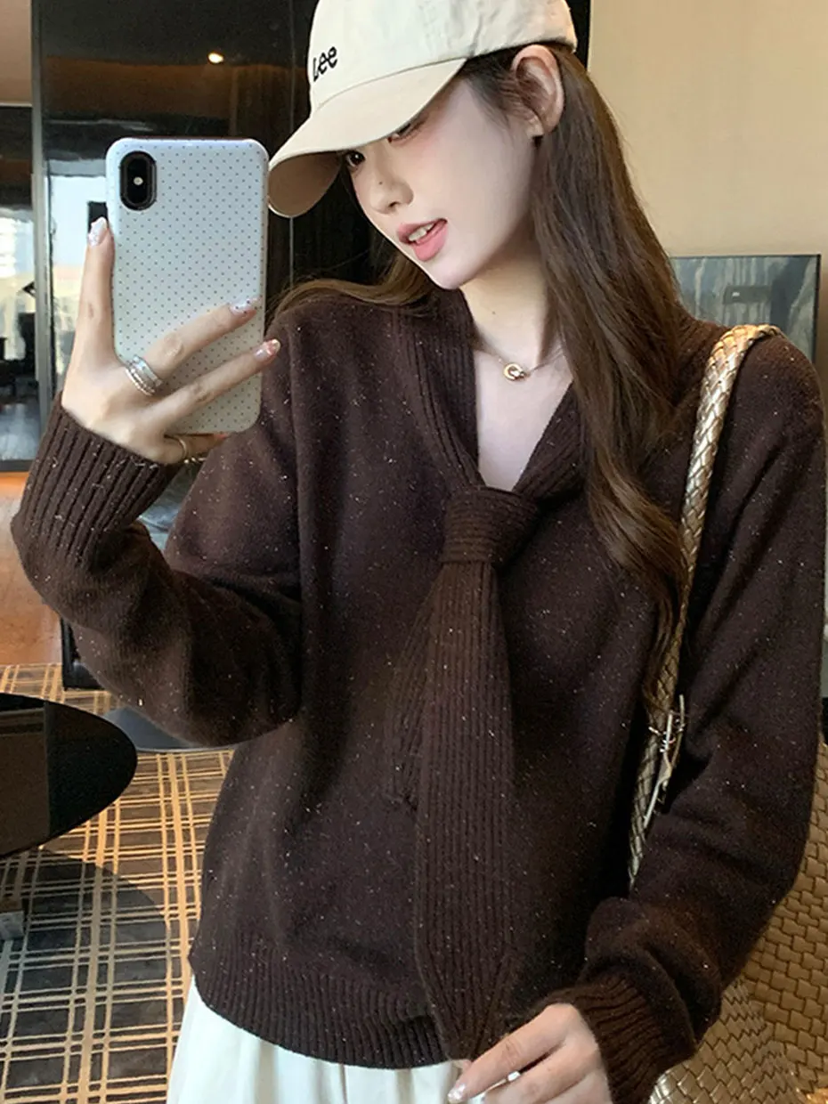 Caramel Thickened V-neck Sash Base Sweater Women's Autumn Winter Lazy Style Loose High-grade Inner Knitted Top
Caramel Thickened V-neck Sash Base Sweater Women's Autumn Winter Lazy Style Loose High-grade Inner Knitted Top
