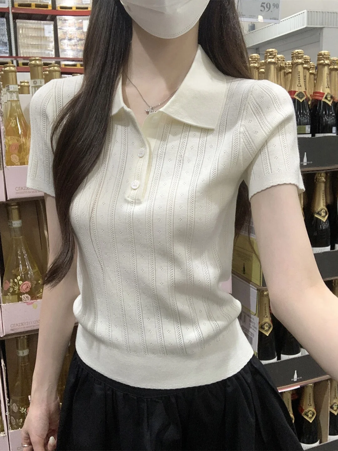 Chic Korean Style Women's Neck Ice Silk Knitted Short Sleeve T-Shirt Summer Cool Feeling Breathable Fashionable Top
Chic Korean Style Women's Neck Ice Silk Knitted Short Sleeve T-Shirt Summer Cool Feeling Breathable Fashionable Top