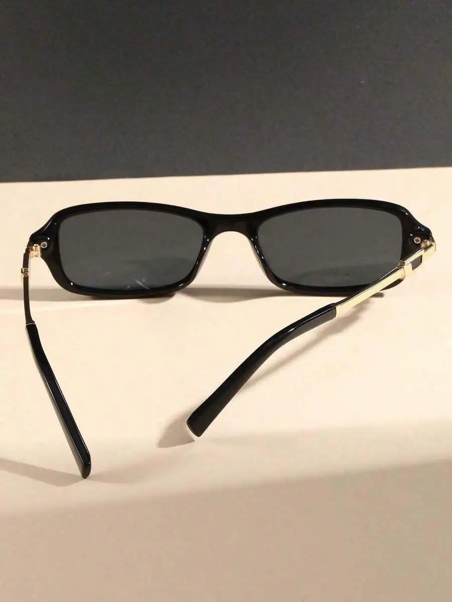 Retro Small Frame Cat Eye Fashion Glasses With Metal Temples For Women Street Style
Retro Small Frame Cat Eye Fashion Glasses With Metal Temples For Women Street Style