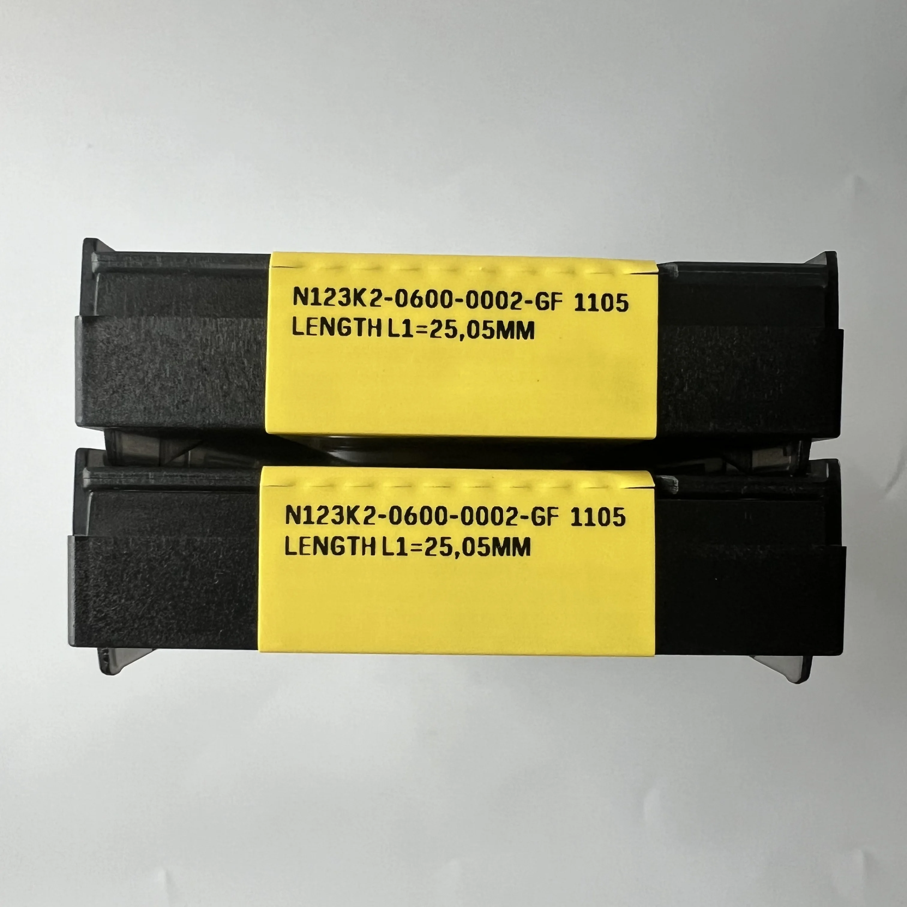 N123K2-0600-0002-GF 1105 Вставка для автоматического выключателя с лезвием с ЧПУ
N123K2-0600-0002-GF 1105 Вставка для автоматического выключателя с лезвием с ЧПУ